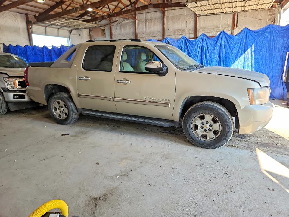 Photo 4 from auction – 2007 CHEVROLET AVALANCHE with VIN 3GNFK12367G140603