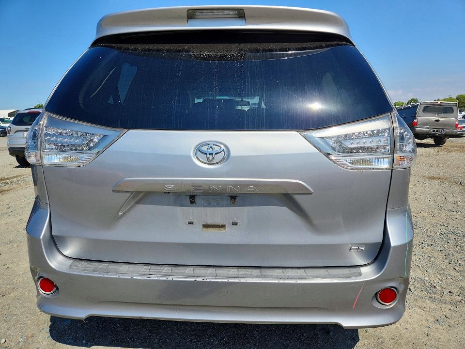 Photo 6 from auction – 2013 TOYOTA SIENNA with VIN 5TDXK3DC4DS368568