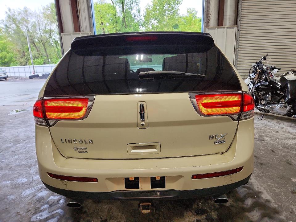 Photo 6 from auction – 2014 LINCOLN MKX with VIN 2LMDJ8JK0EBL17263