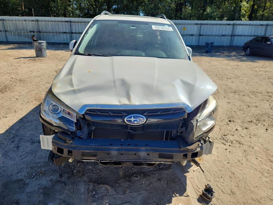 Photo 5 from auction – 2017 SUBARU FORESTER with VIN JF2SJGWC3HH426344