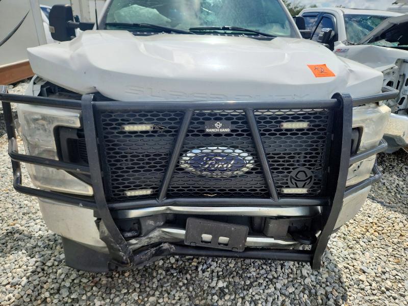 Photo 11 from auction – 2022 FORD F350 with VIN 1FT8W3BT5NEE12953