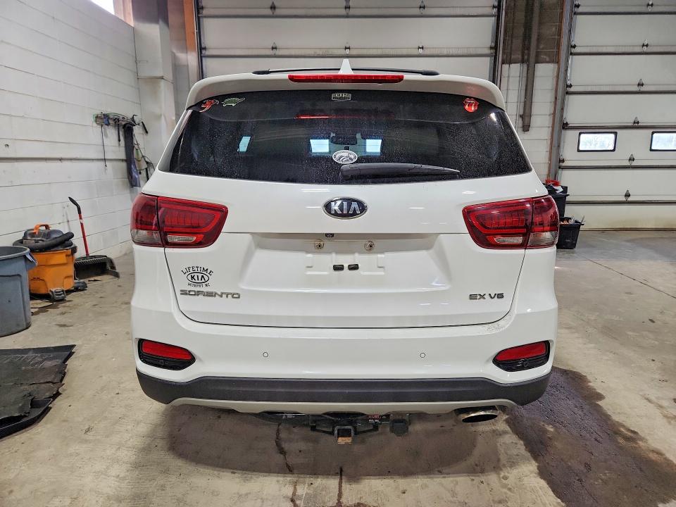 Foto 6 de la subasta – 2019 KIA SORENTO con VIN 5XYPHDA51KG509570