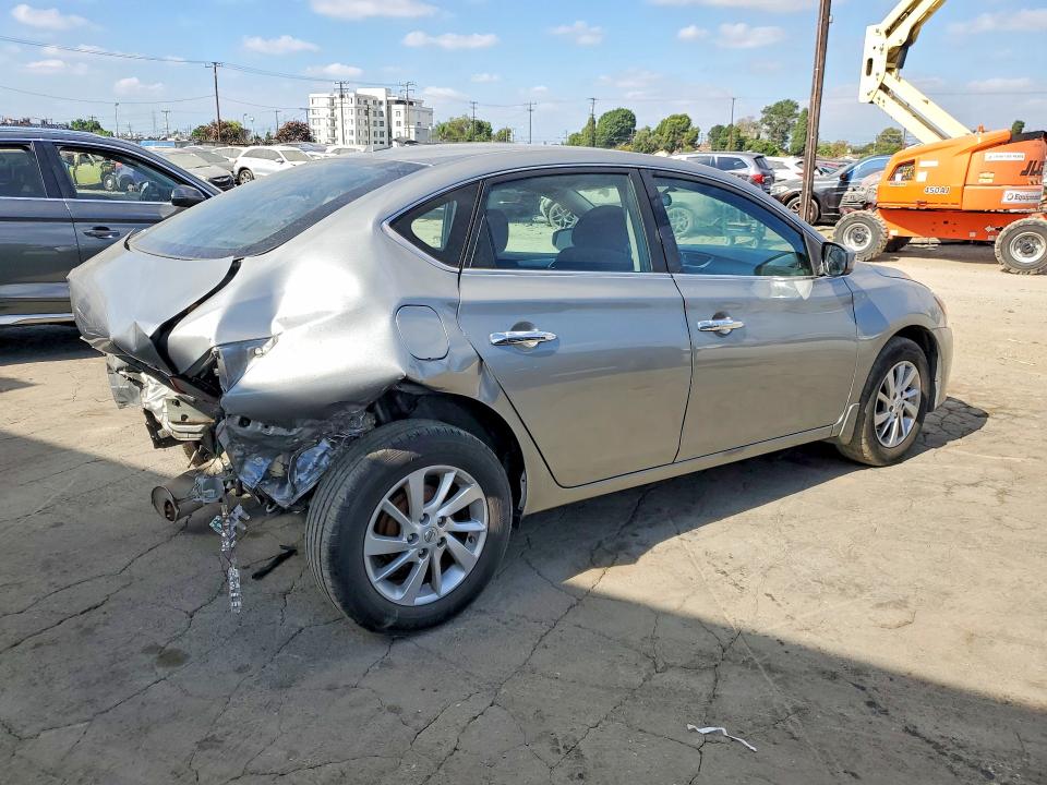 Photo 3 from auction – 2013 NISSAN SENTRA with VIN 3N1AB7AP9DL765335