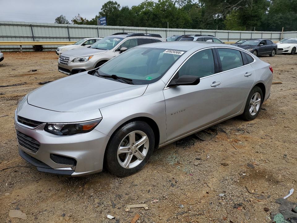 CHEVROLET MALIBU 2018 with VIN 1G1ZD5ST2JF291558 - Photo from auction