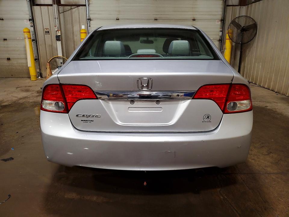 Photo 6 from auction – 2011 HONDA CIVIC with VIN 2HGFA1F58BH307769