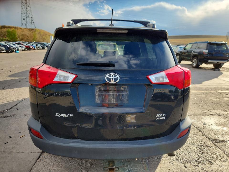 Photo 6 from auction – 2013 TOYOTA RAV4 with VIN 2T3RFREV8DW037698