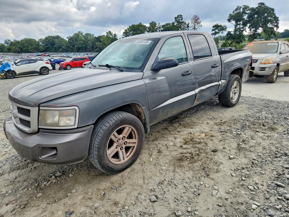 DODGE DAKOTA 2011 con VIN 1D7RE3GK4BS708251 - Foto de la subasta