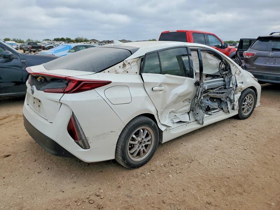 Снимка 3 от търг – 2019 TOYOTA PRIUS PRIME с VIN JTDKARFP4K3106256