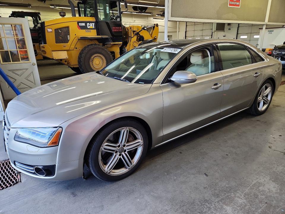 2013 AUDI A8 - Търг №67711296