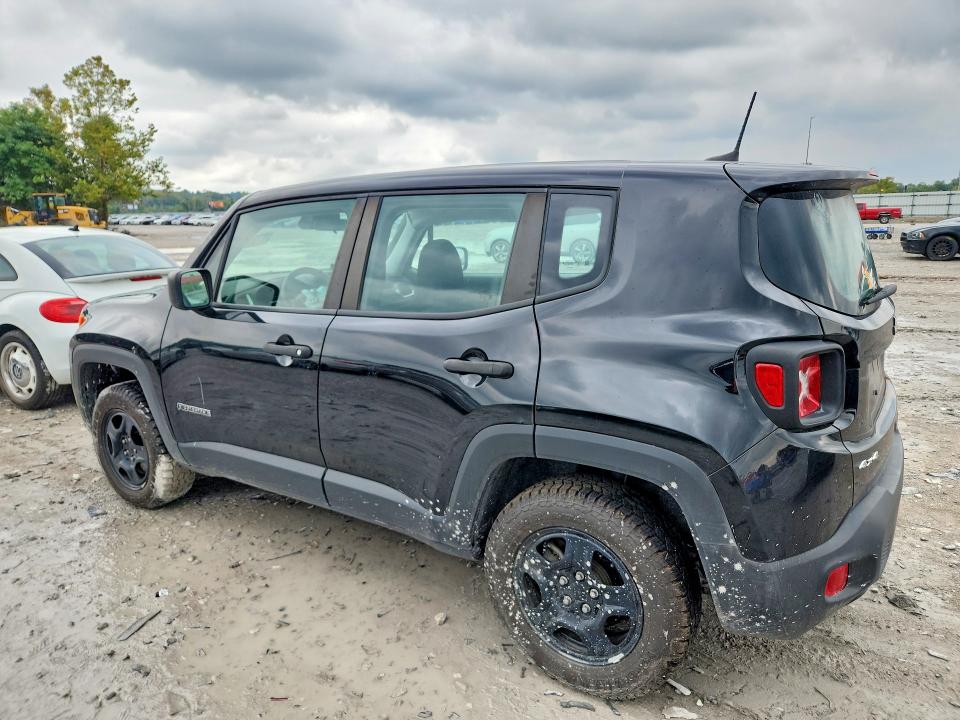 Photo 2 from auction – 2021 JEEP RENEGADE with VIN ZACNJDAB1MPN09778