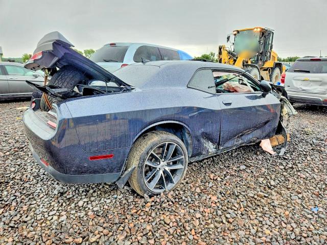 Photo 3 from auction – 2017 DODGE CHALLENGER with VIN 2C3CDZFJ8HH633654