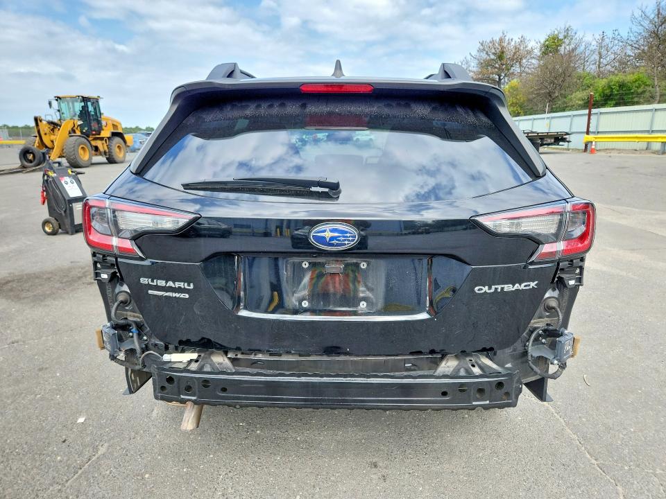 Photo 6 from auction – 2023 SUBARU OUTBACK with VIN 4S4BTADC6P3213792