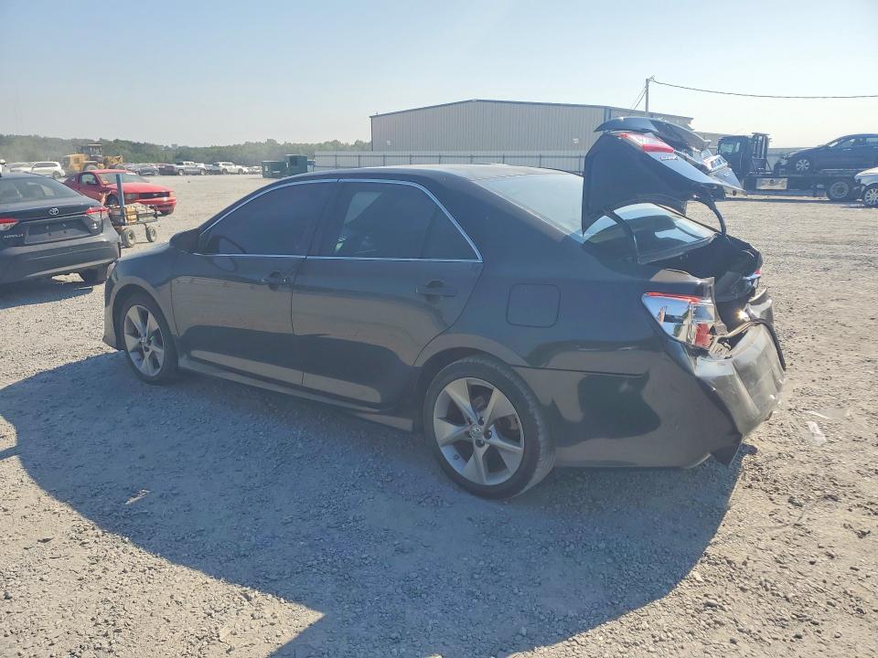 Photo 2 from auction – 2014 TOYOTA CAMRY with VIN 4T1BF1FK6EU752786
