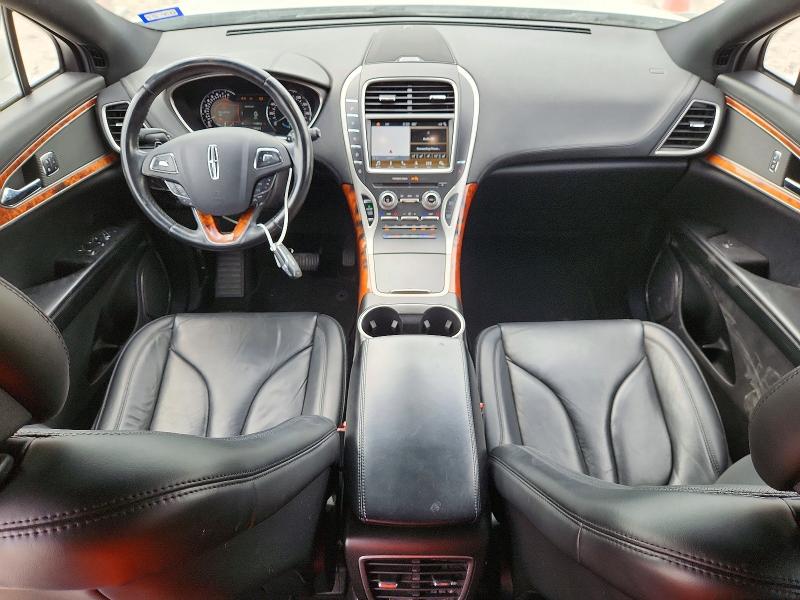 Фото 8 с аукциона – 2017 LINCOLN MKX с VIN 2LMPJ8LR5HBL32594