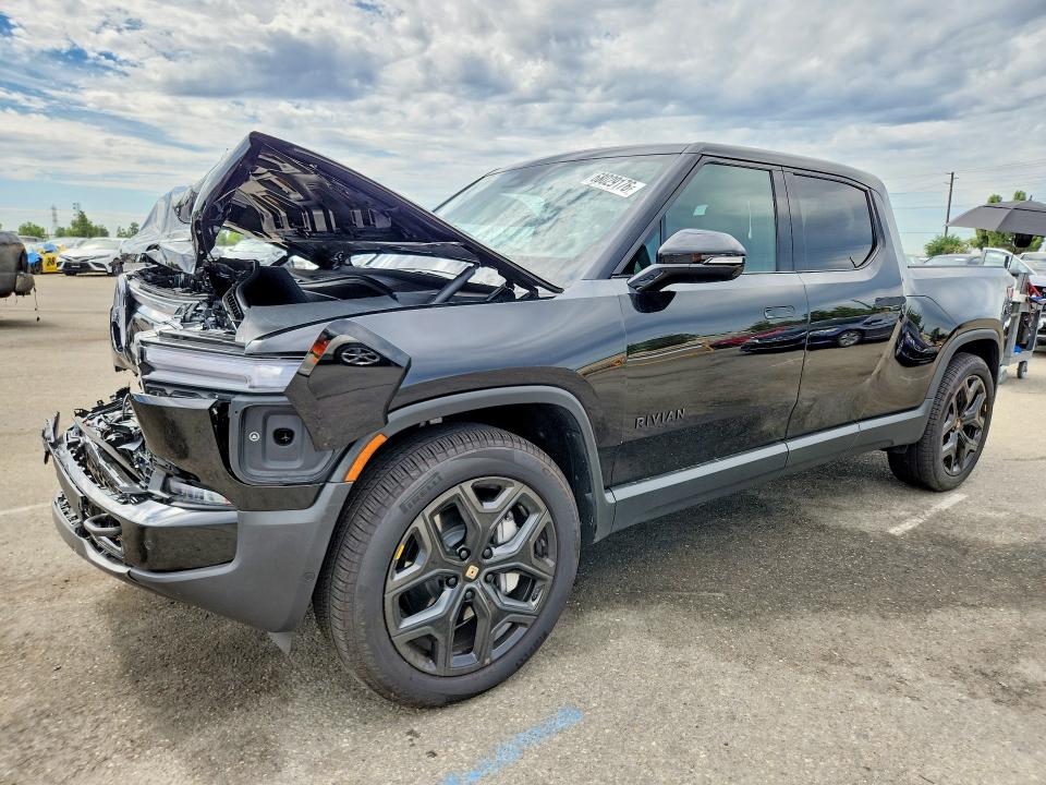 RIVIAN R1T 2026 с VIN 7FCTGFAA3TN045874 - Снимка от търг