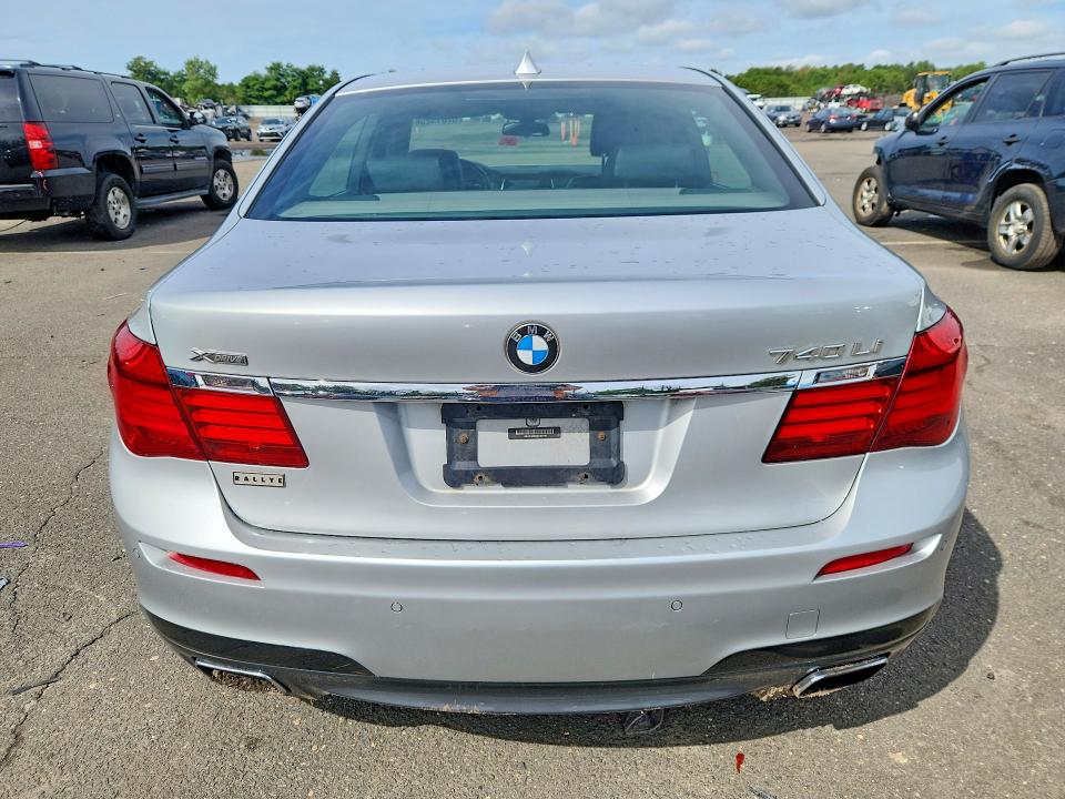Foto 6 de la subasta – 2013 BMW 740 con VIN WBAYF4C50DD127746