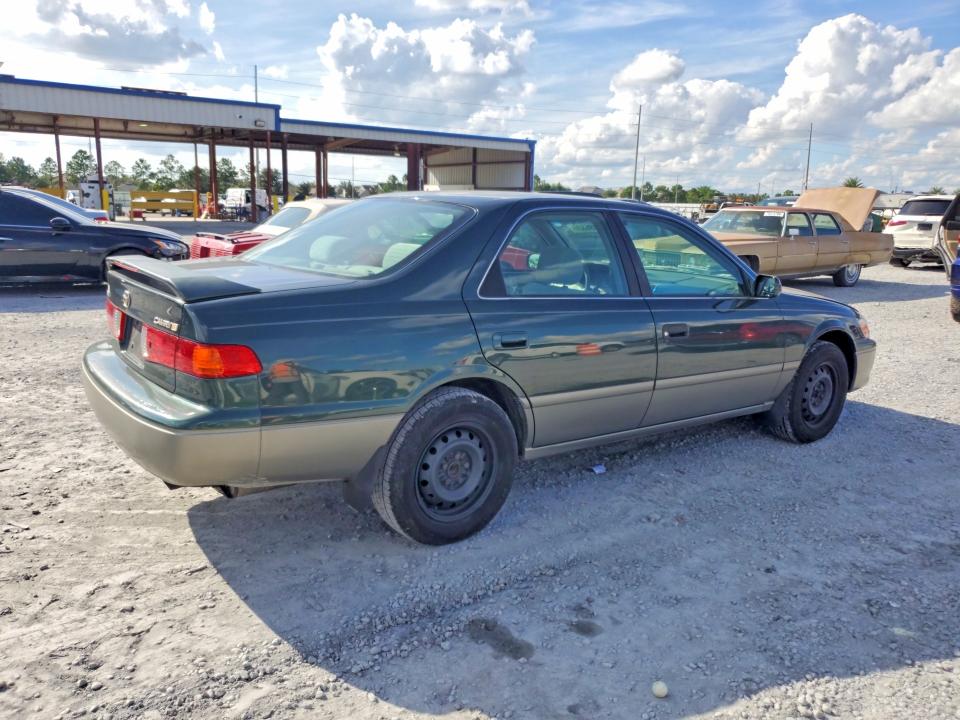 Photo 3 from auction – 2000 TOYOTA CAMRY with VIN 4T1BG22K3YU962467