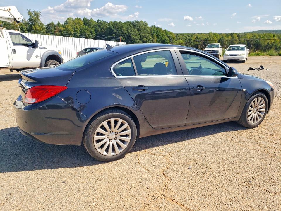Photo 3 from auction – 2011 BUICK REGAL with VIN W04GU5GC6B1006683