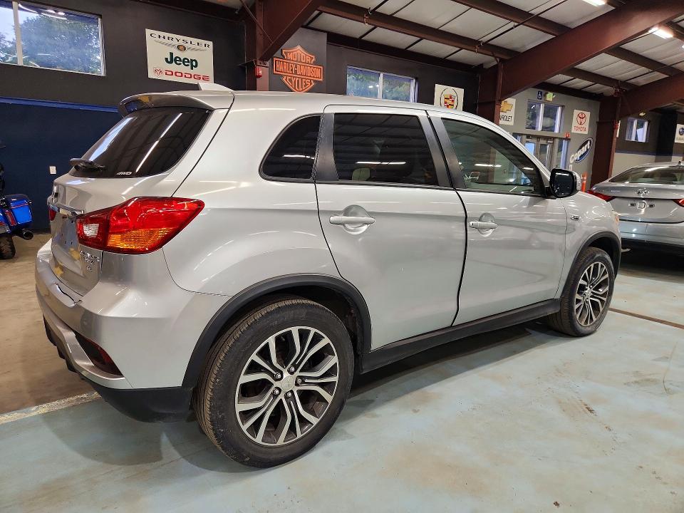 Снимка 3 от търг – 2018 MITSUBISHI OUTLANDER SPORT с VIN JA4AR3AW4JU021663