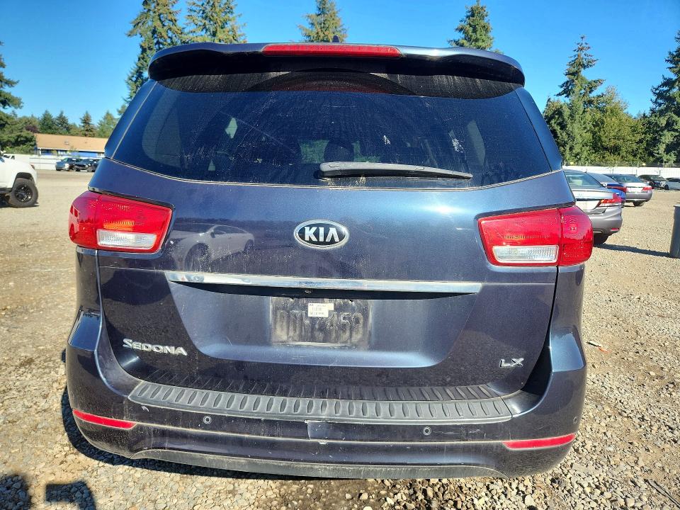 Photo 6 from auction – 2016 KIA SEDONA with VIN KNDMB5C16G6129445