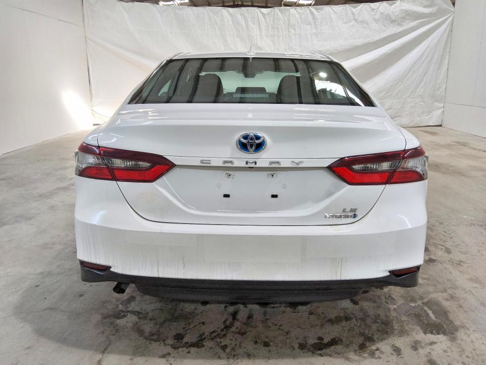 Photo 6 from auction – 2023 TOYOTA CAMRY with VIN 4T1C31AK0PU614538