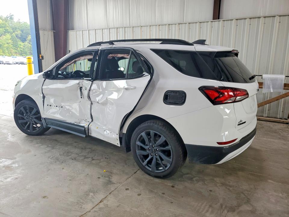 Photo 2 from auction – 2023 CHEVROLET EQUINOX with VIN 3GNAXWEG0PL103416