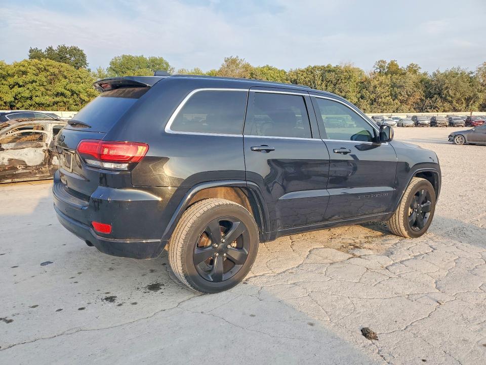 Photo 3 from auction – 2015 JEEP GRAND CHEROKEE with VIN 1C4RJFAG1FC100439