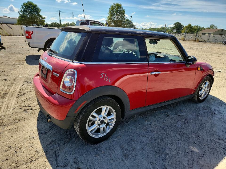 Photo 3 from auction – 2012 MINI COOPER with VIN WMWSU3C56CT255421