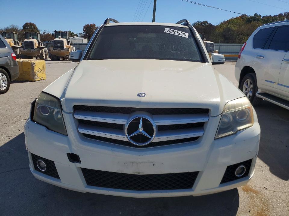 Photo 5 from auction – 2011 MERCEDES-BENZ GLK with VIN WDCGG8HB1BF705124