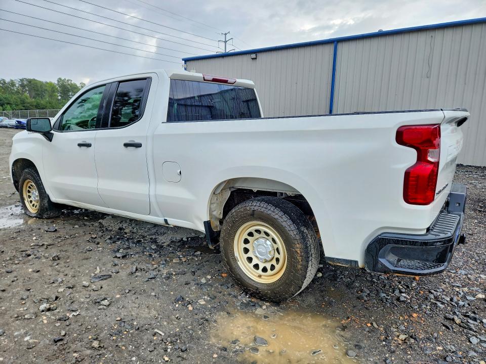 Photo 2 from auction – 2022 CHEVROLET SILVERADO with VIN 1GCRAAED5NZ541733