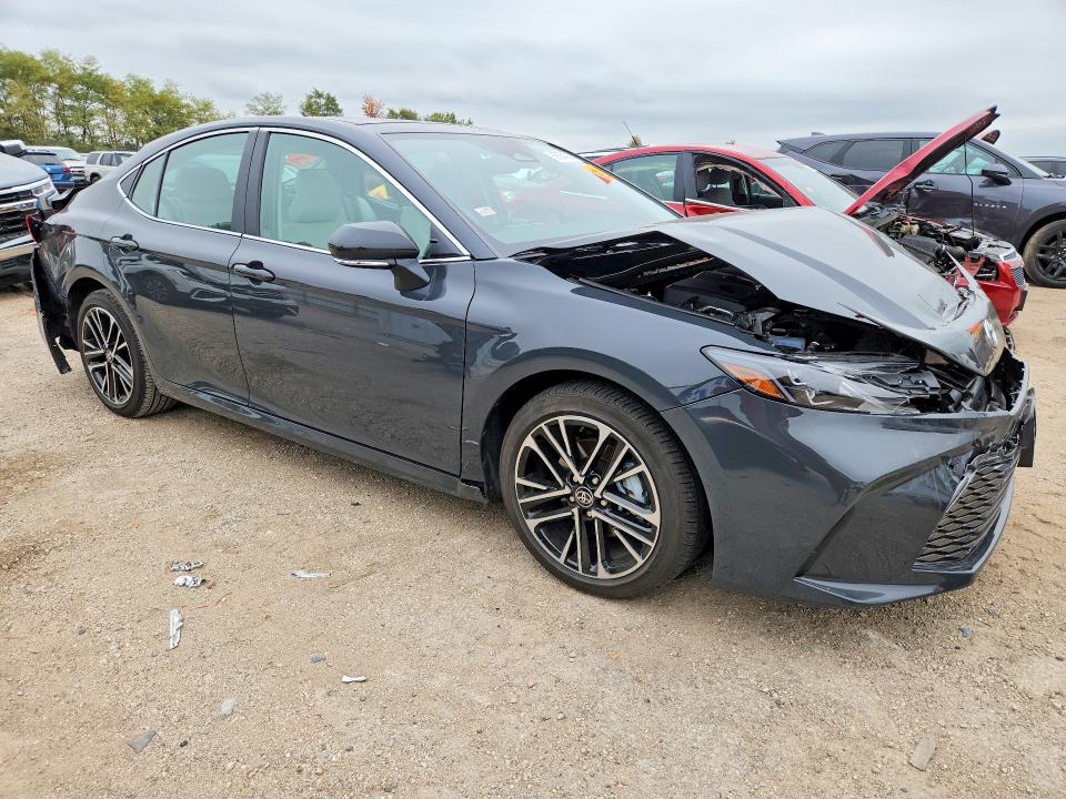 Снимка 4 от търг – 2025 TOYOTA CAMRY с VIN 4T1DAACK8SU625996