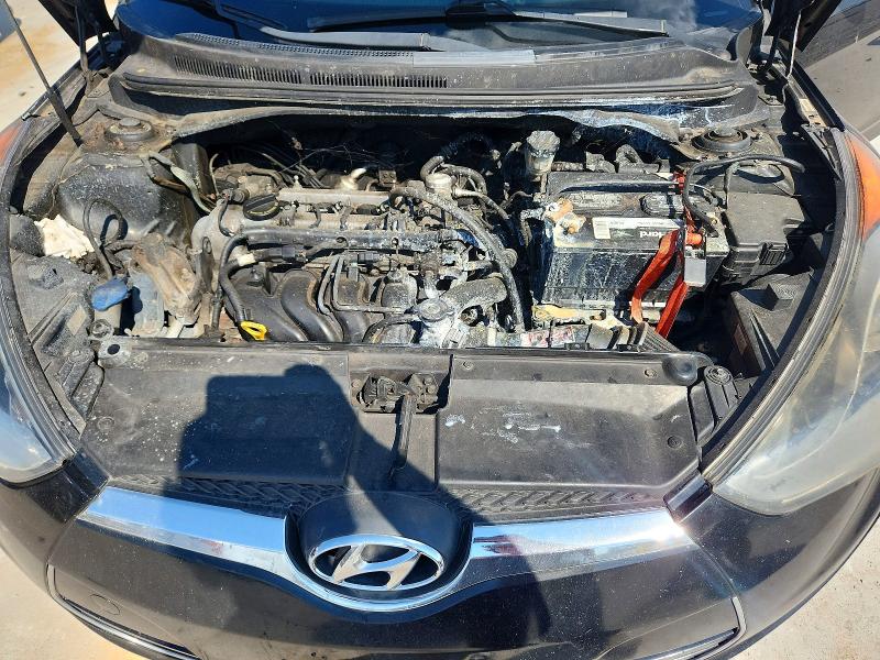 Photo 11 from auction – 2013 HYUNDAI VELOSTER with VIN KMHTC6AD9DU146299