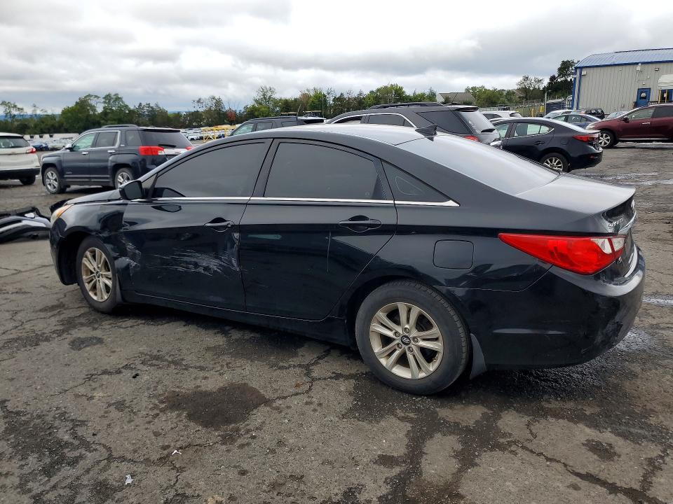 Photo 2 from auction – 2013 HYUNDAI SONATA with VIN 5NPEB4AC0DH657535
