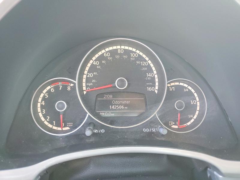 Photo 9 from auction – 2013 VOLKSWAGEN BEETLE with VIN 3VWJP7AT7DM676673