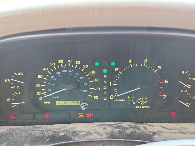 Фото 9 с аукциона – 2000 LEXUS LX с VIN JT6HT00W1Y0080829
