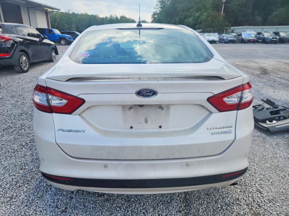Photo 6 from auction – 2016 FORD FUSION with VIN 3FA6P0RU8GR127252