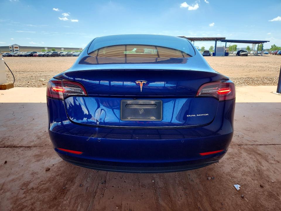 Foto 6 de la subasta – 2022 TESLA MODEL 3 con VIN 5YJ3E1EB8NF341007