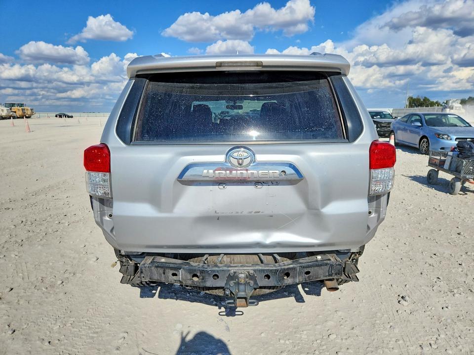Photo 6 from auction – 2012 TOYOTA 4RUNNER with VIN JTEZU5JR3C5033566