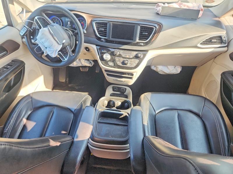 Photo 8 from auction – 2020 CHRYSLER VOYAGER with VIN 2C4RC1DG6LR286068