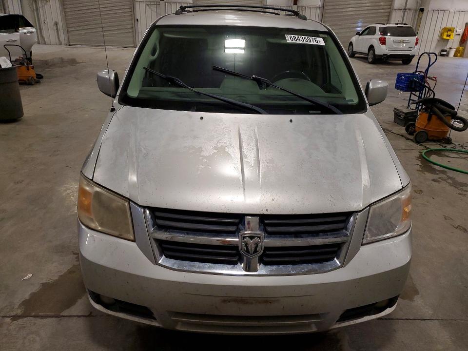 Photo 5 from auction – 2010 DODGE GRAND CARAVAN with VIN 2D4RN5D12AR205399