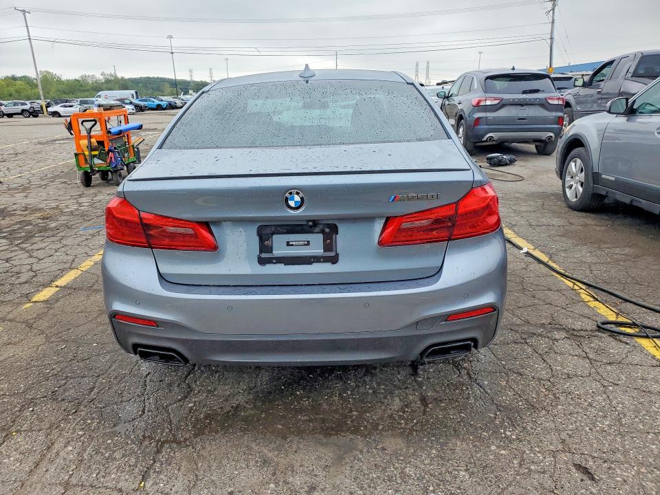 Photo 6 from auction – 2018 BMW M550XI with VIN WBAJB9C51JB287149