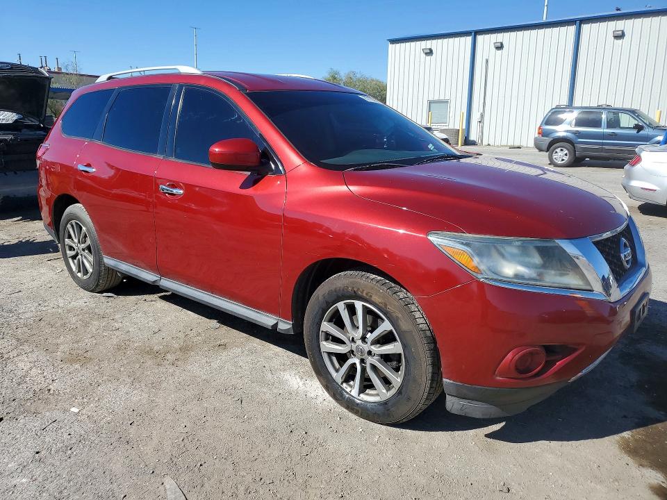 Снимка 4 от търг – 2015 NISSAN PATHFINDER с VIN 5N1AR2MN7FC705487