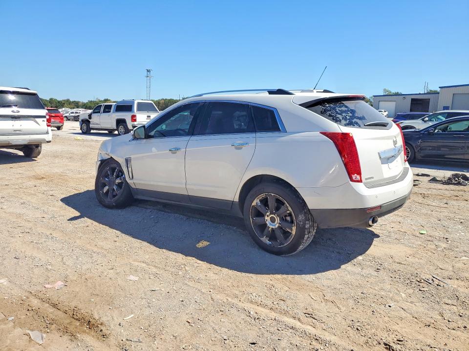 Фото 2 с аукциона – 2016 CADILLAC SRX с VIN 3GYFNCE36GS577225