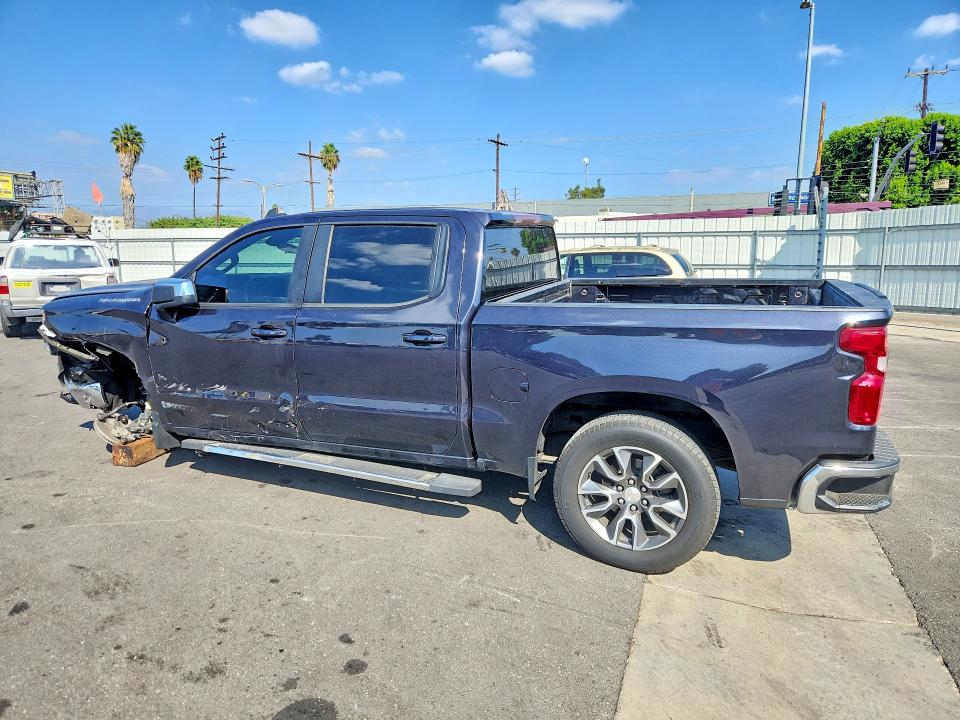 Photo 2 from auction – 2022 CHEVROLET SILVERADO with VIN 1GCPACED4NZ618563