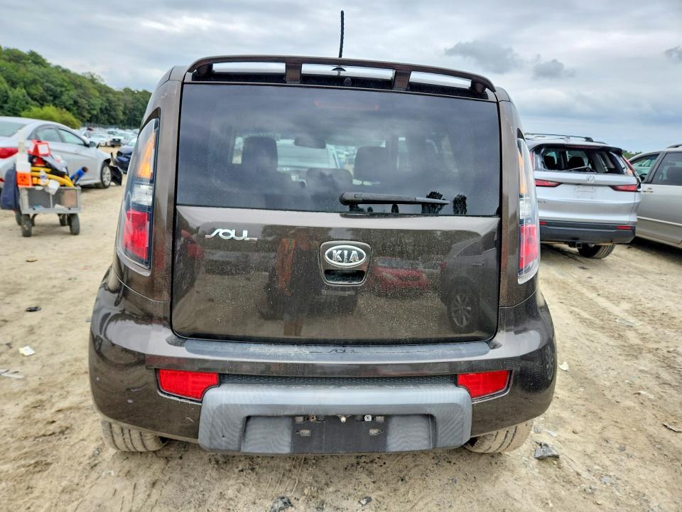 Photo 6 from auction – 2010 KIA SOUL with VIN KNDJT2A22A7132094
