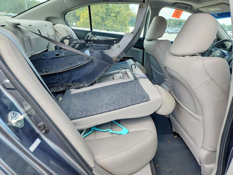 Photo 10 from auction – 2012 HONDA ACCORD with VIN 1HGCP3F83CA000808