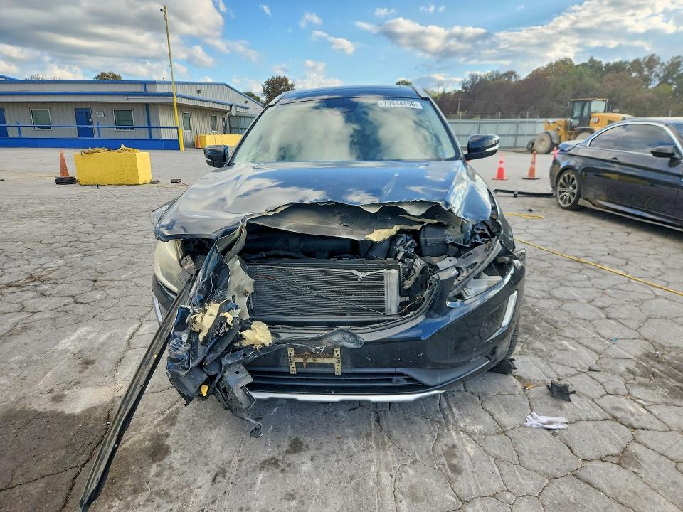 Фото 5 с аукциона – 2015 VOLVO XC60 с VIN YV4952RCXF2603159