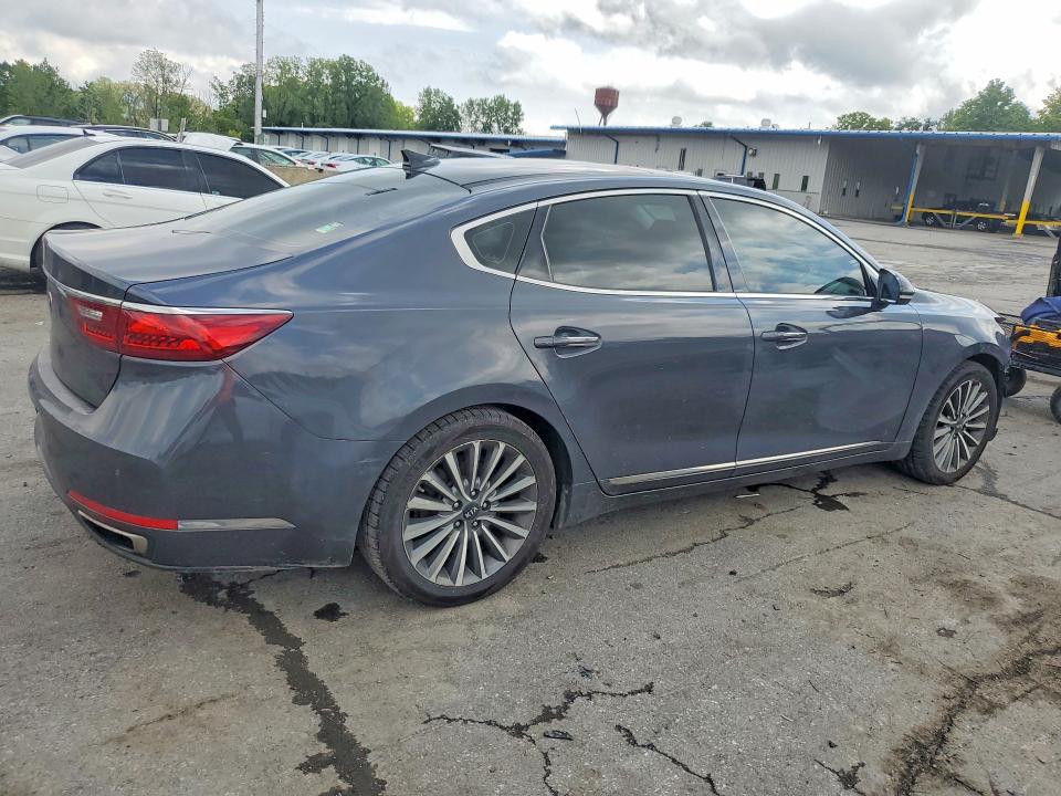Photo 3 from auction – 2017 KIA CADENZA with VIN KNALC4J10H5073108