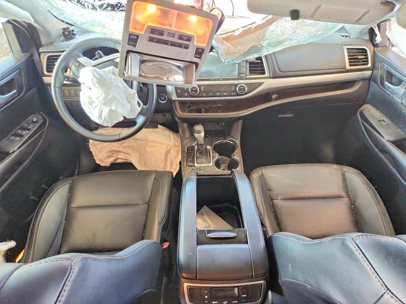Photo 8 from auction – 2016 TOYOTA HIGHLANDER with VIN 5TDKKRFH4GS505115