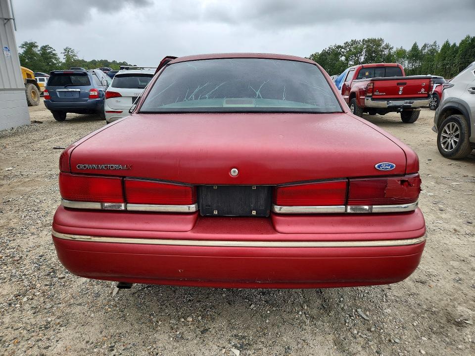 Photo 6 from auction – 1997 FORD CROWN VICTORIA with VIN 2FALP74WXVX210474